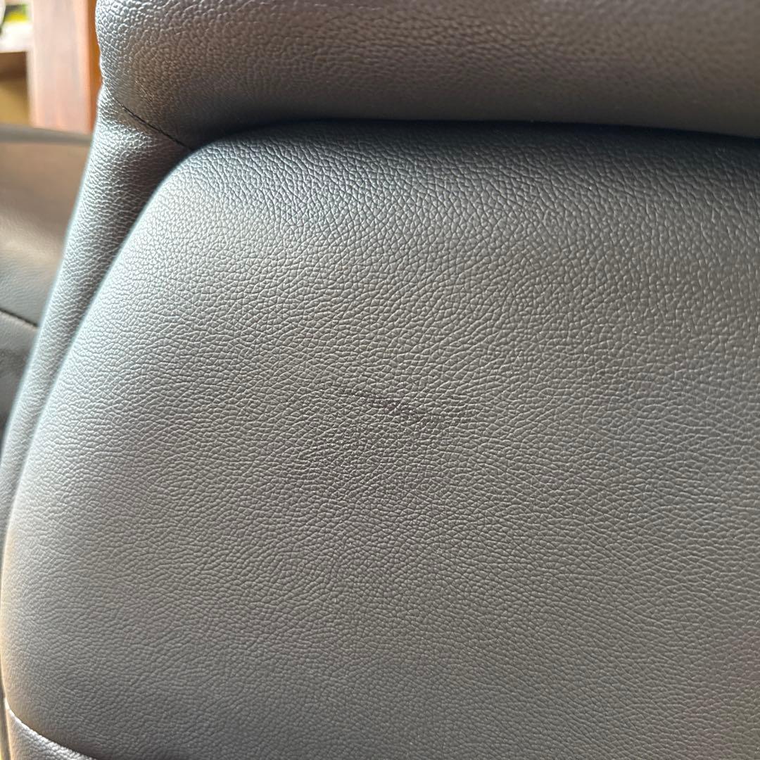 ニトリ 1人用電動リクライニングソファ・コンフェ革BK（黒）