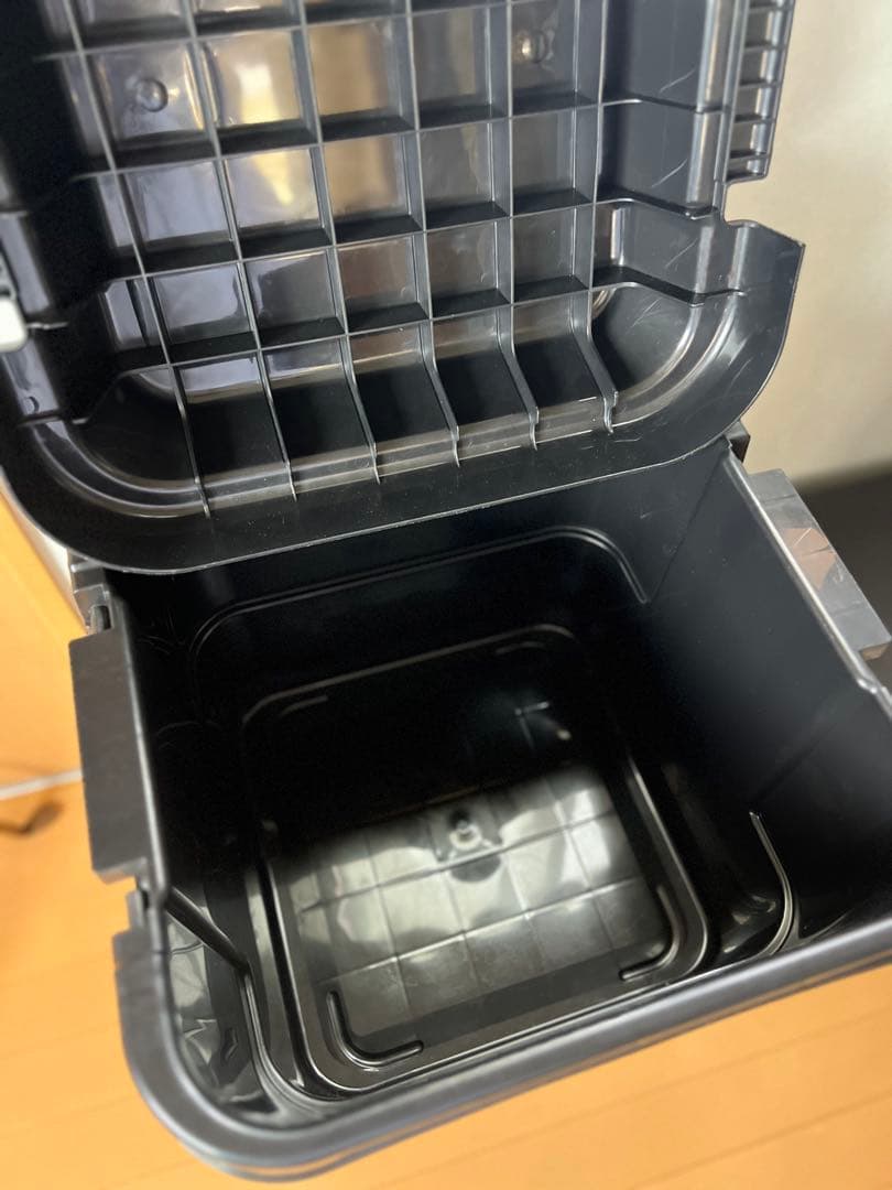 NEIGHBORHOOD ネイバーフッド SRL BOX中古