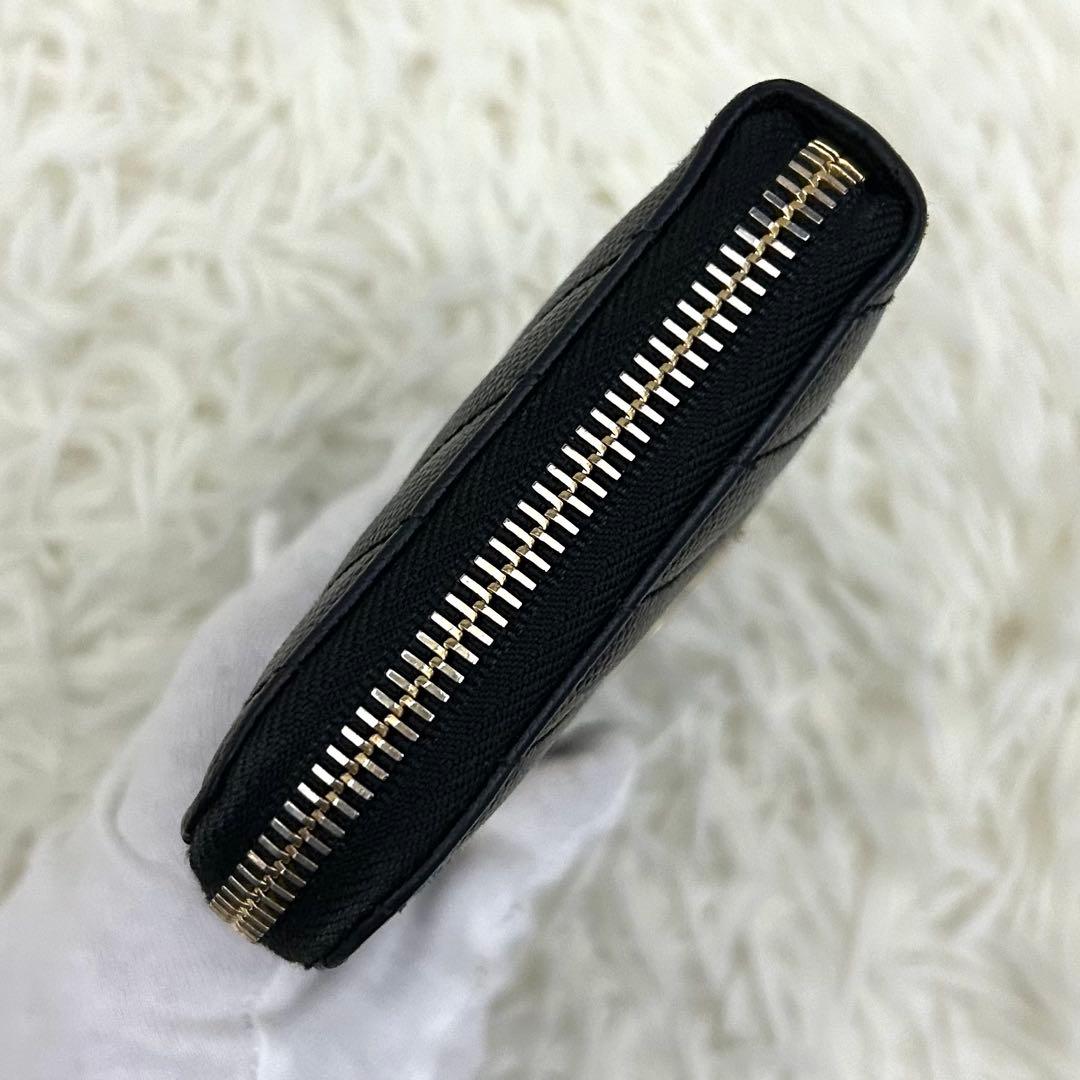 ［美品］SAINT LAURENT ラウンドファスナー カサンドラ 長財布