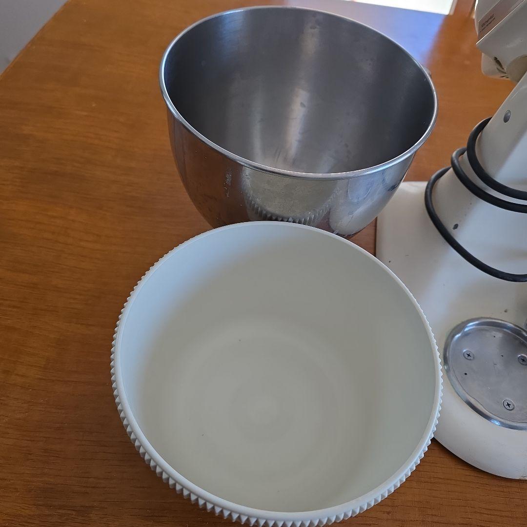 Kitchen Aid Artisan 5KSM150 ミキサー　海外品