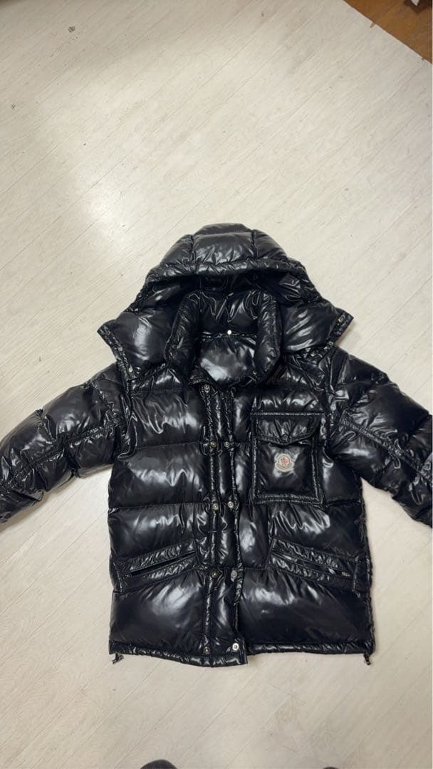 モンクレール ダウンジャケット ブラック フード付き 正規 中古品