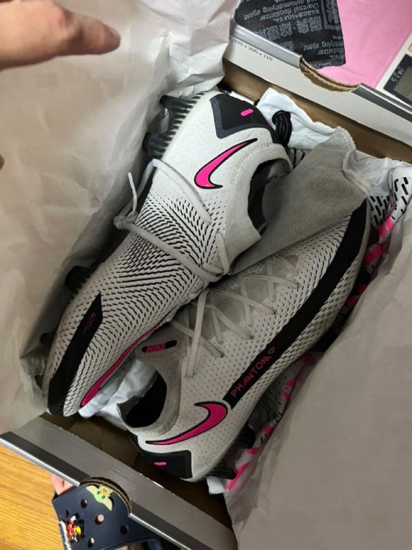 Nike Phantom スパイクシューズ ホワイト/ピンク