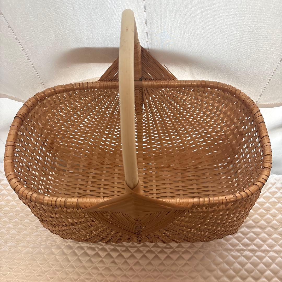 ラトビア ハンドルバスケット (L) カゴ