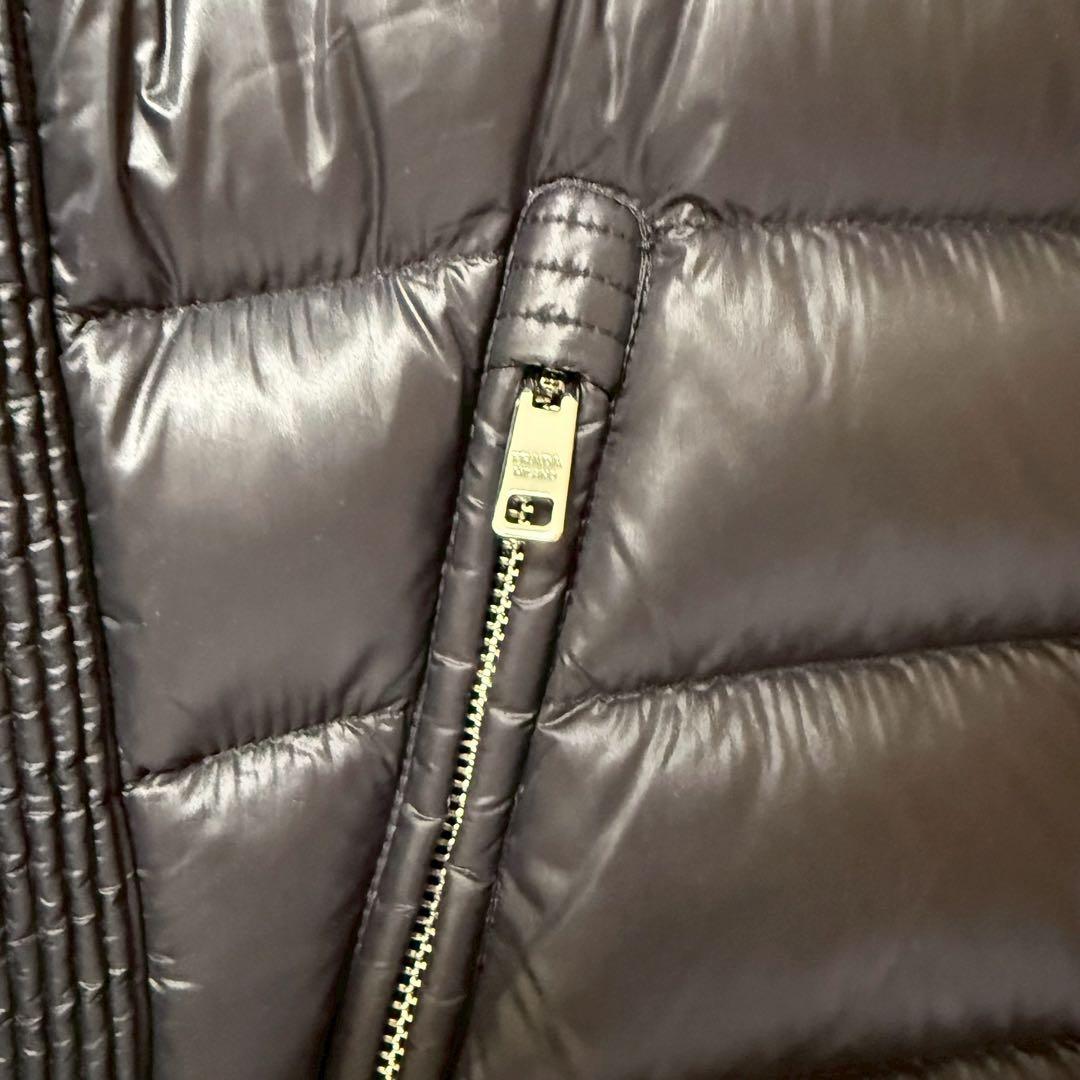 prada プラダ ダウンジャケット ブラック プレート ロゴ