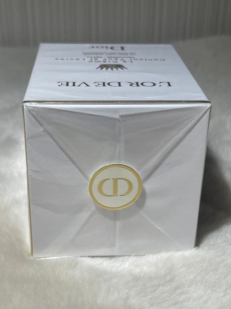 新品　オー・ド・ヴィ ユー エ レーヴル リフィル 目元・口元用クリーム