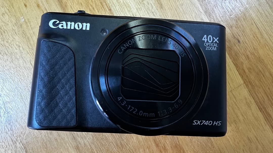 デジタルカメラ Canon SX740HS
