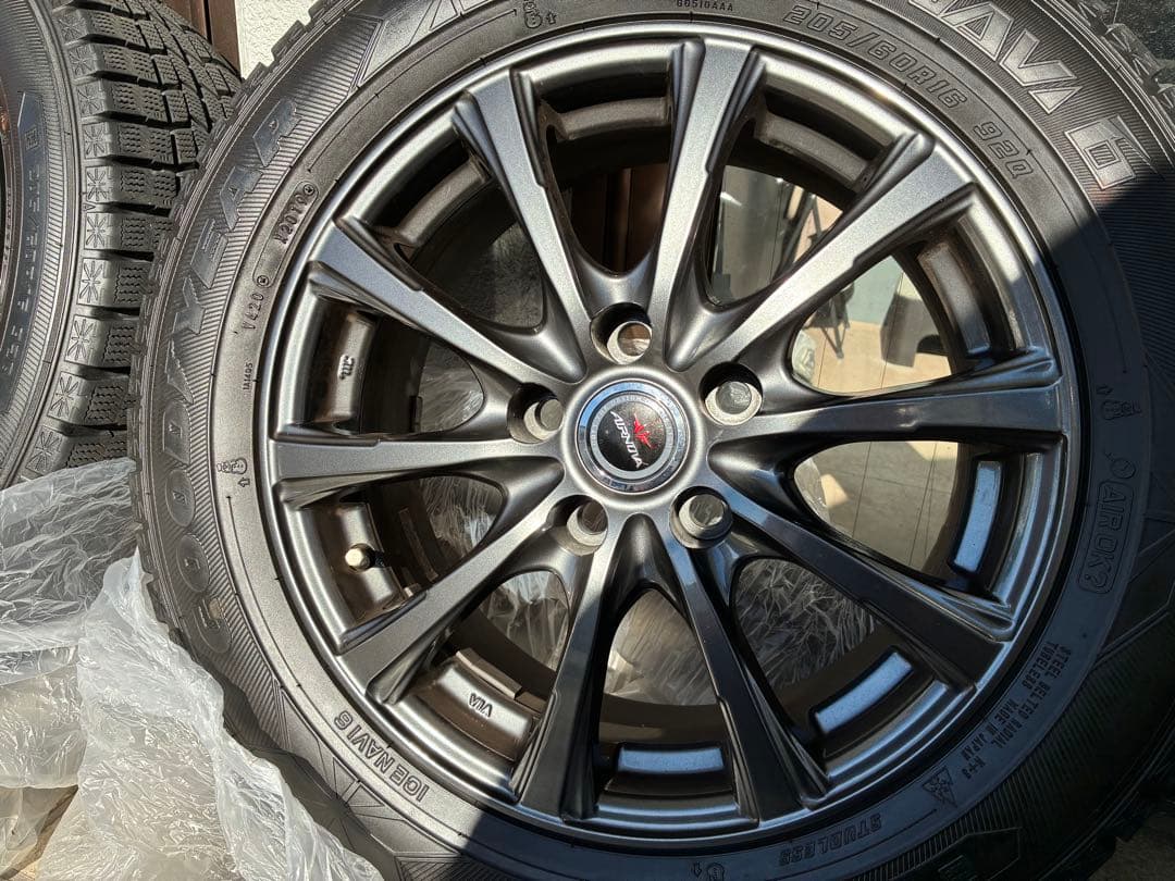 AIRNOVA ホイール付き　スタッドレスタイヤ　4本セット　16インチ