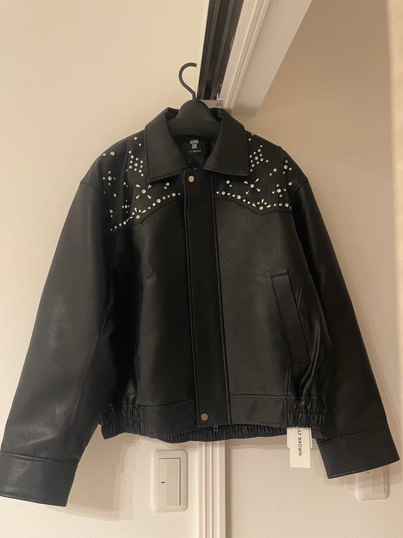 【LILY BROWN ×ANNA SUI】バタフライスタッズブルゾン　ブラック