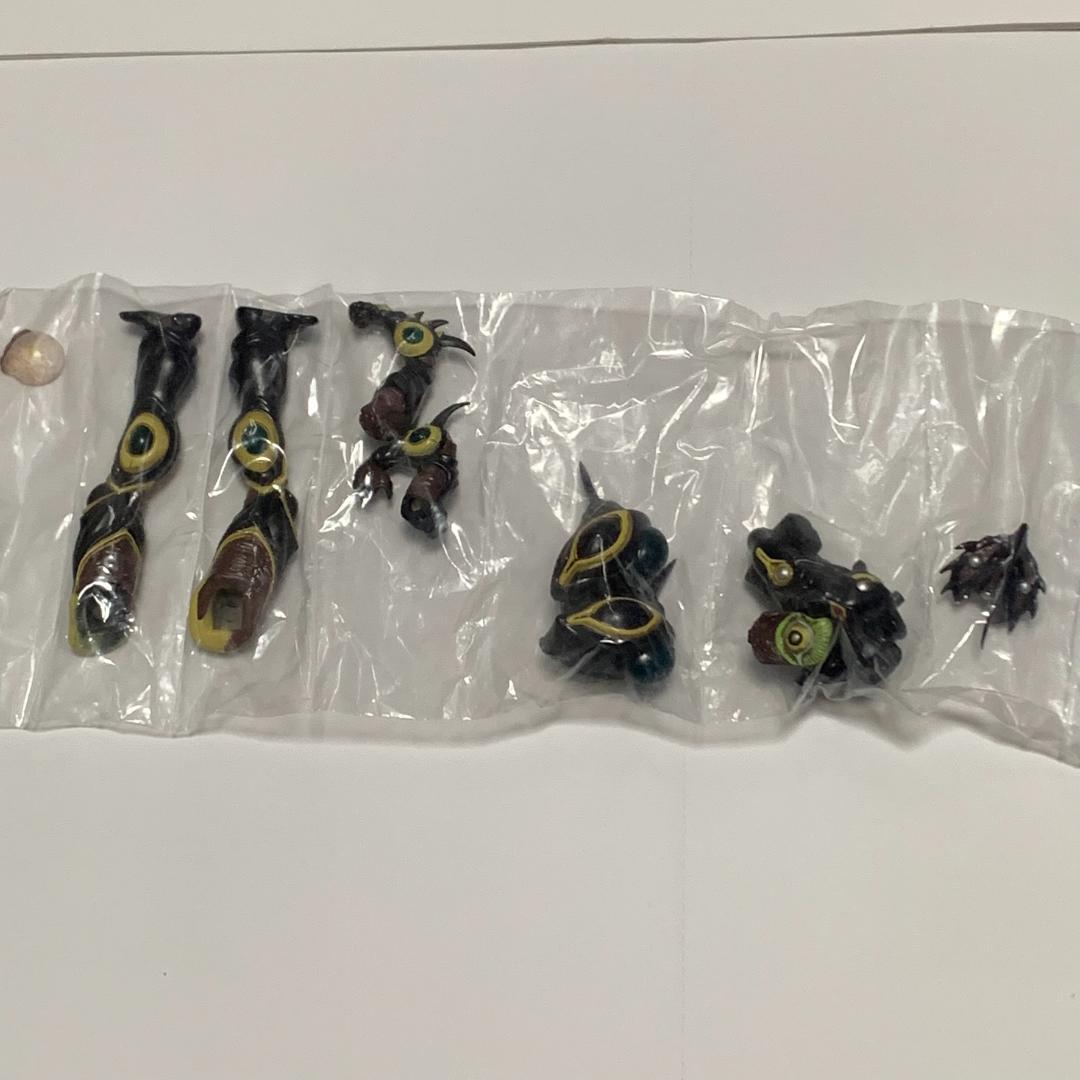 強殖装甲ガイバー トレーディングフィギュア#01　全９種 ビニール未開封