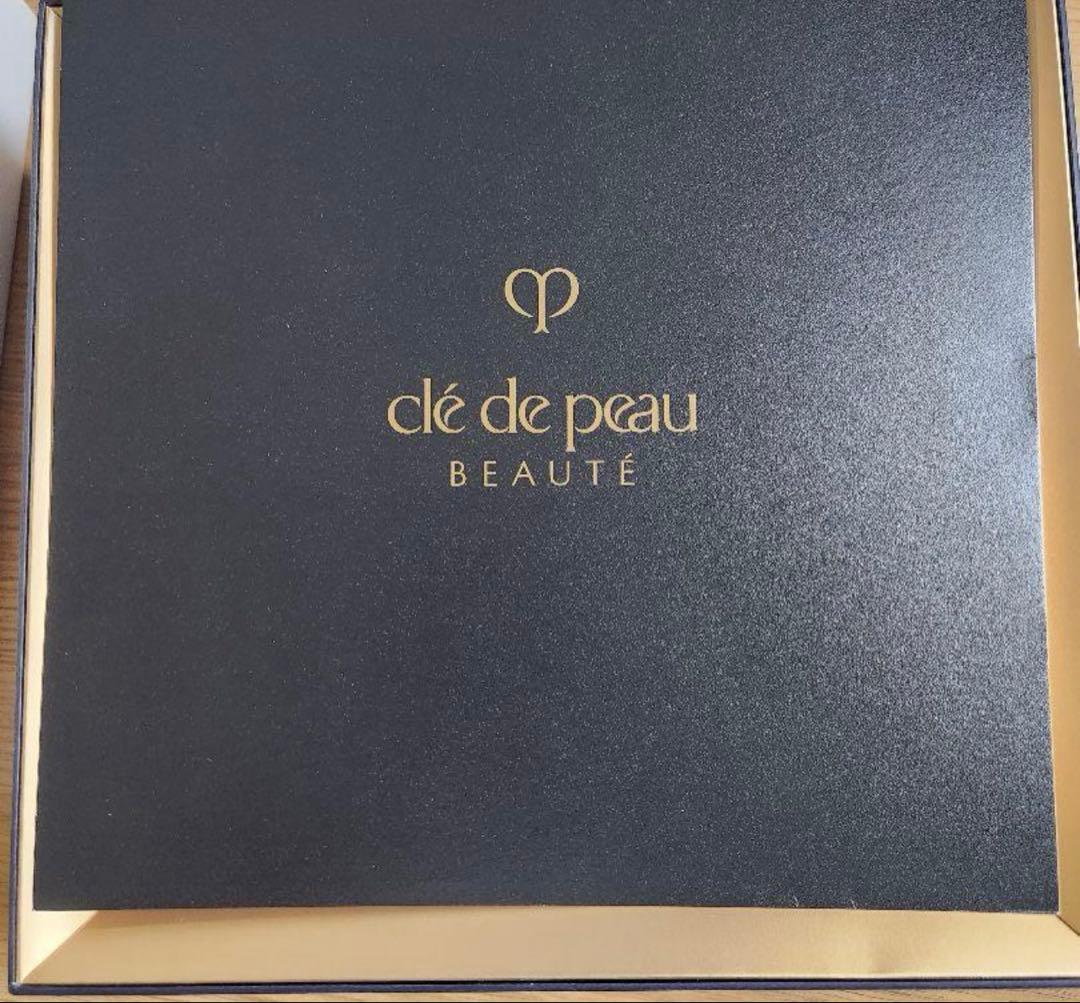 クレ・ド・ポー ボーテ　美容液& ボディ洗浄料& ハンドクリーム セット