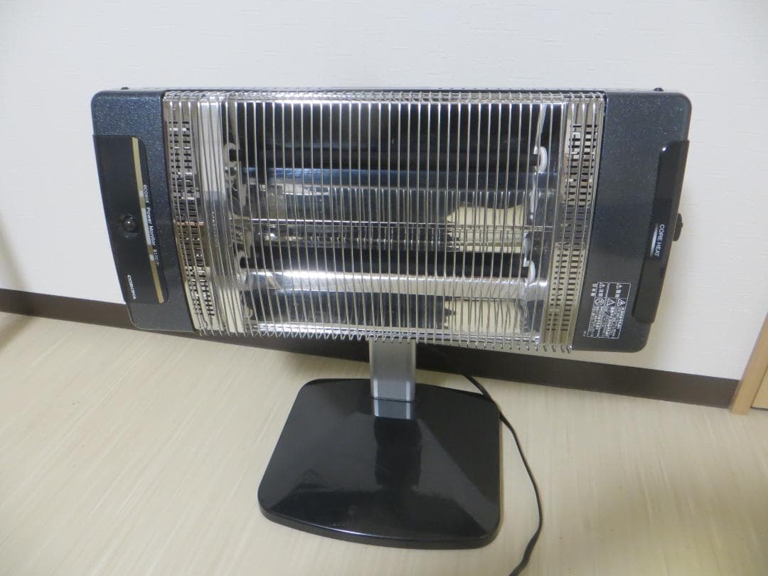 CORONA 　遠赤外線電気ヒーター（日本製）