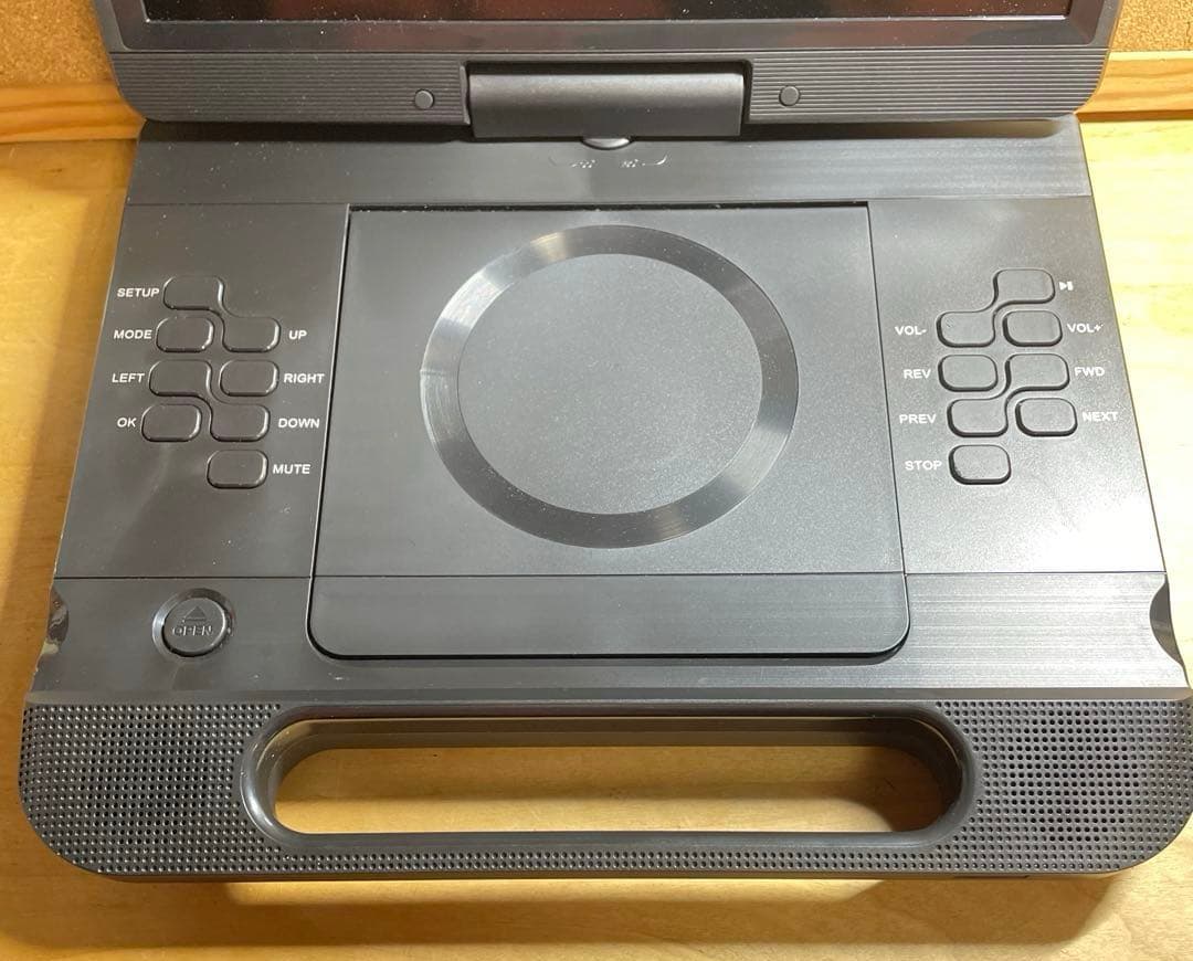 24年製 付属品完備ポータブルDVD・BD・Blu-ray・ブルーレイプレーヤー