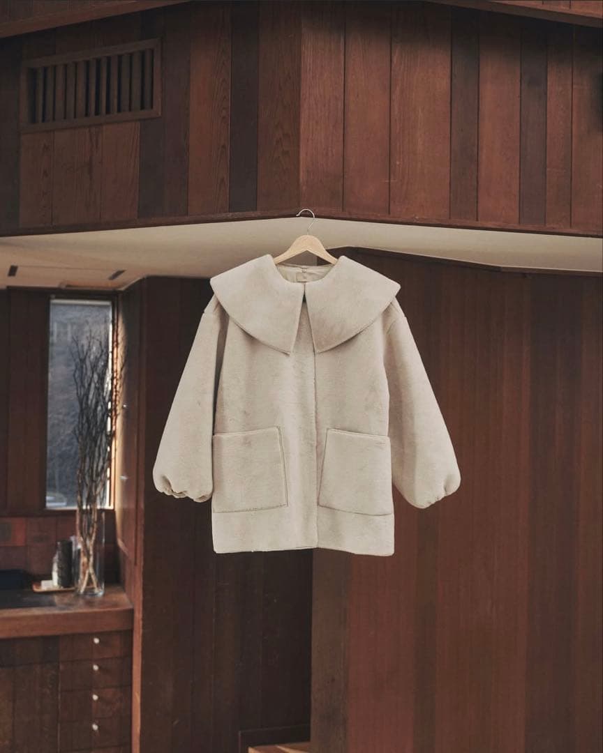 【moi tytto】襟付きファーコート （ナチュラル）