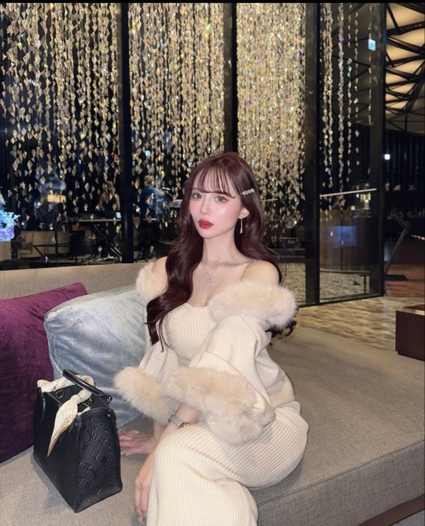 【即日発送】elmyu ファーポンチョカーデ×チェーンワンピset パーティー白