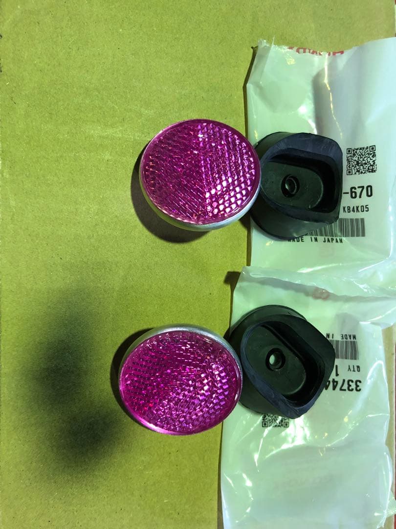 シャリー　ダックス　ピンクリフレクター