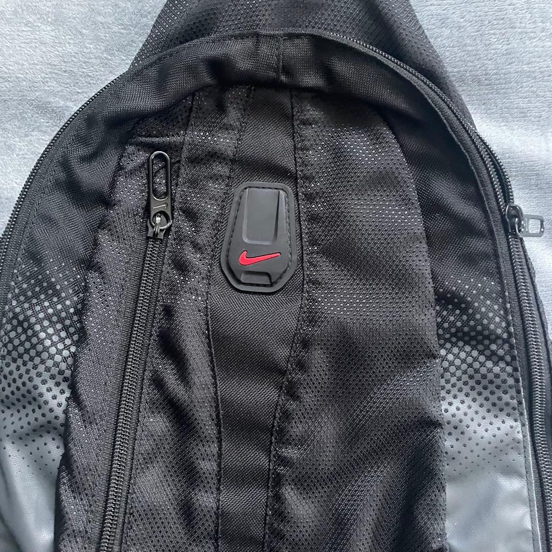 【美品】激レアY2K NIKE ワンショルダー スリングバッグ 00s