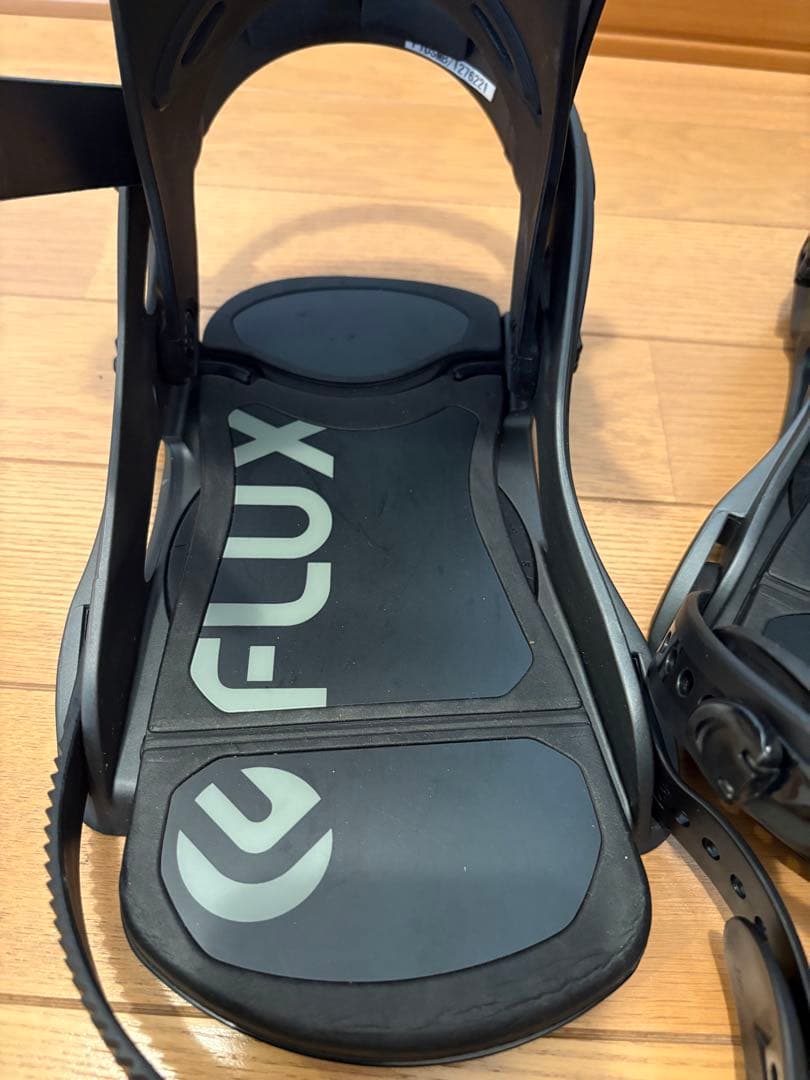 1*3様 フラックスDS ビンディング　Mサイズ　【美品】　箱付き