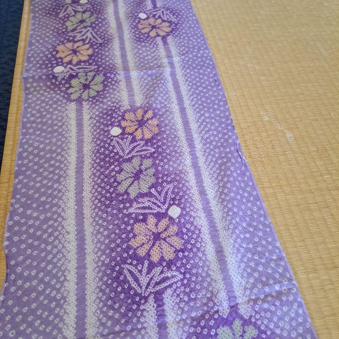 紫色 花柄 浴衣反物有松絞りです。