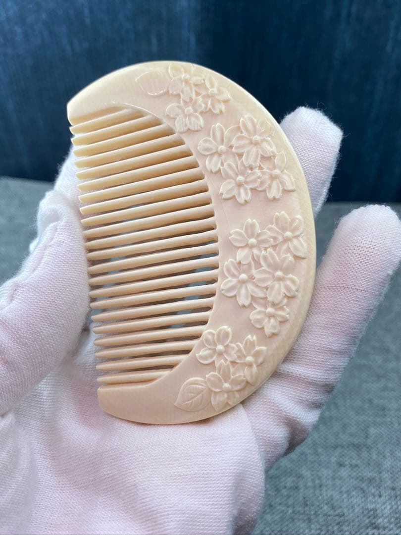 天然マンモス牙美しい手作り彫刻 一櫛百順 髪の櫛