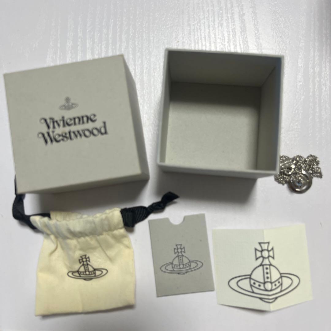 Vivienne Westwood シルバーネックレス