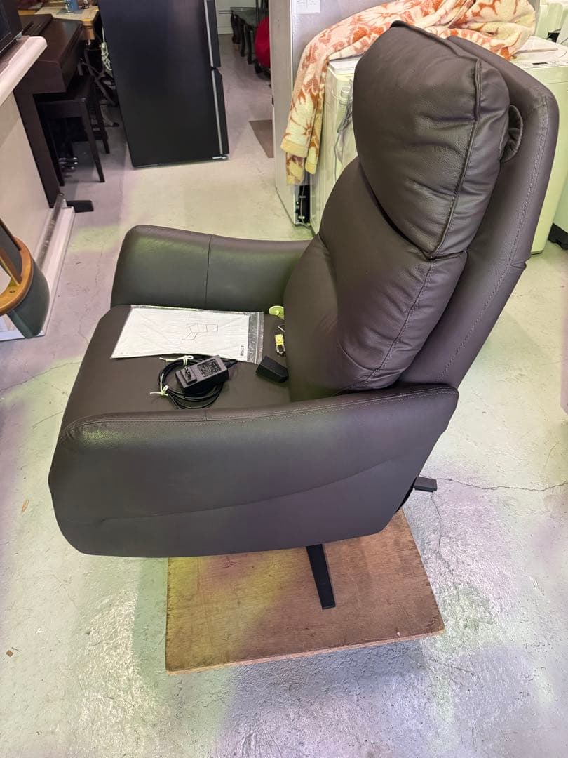 ニトリ 電動リクライニングパーソナルチェアLE01ソファ