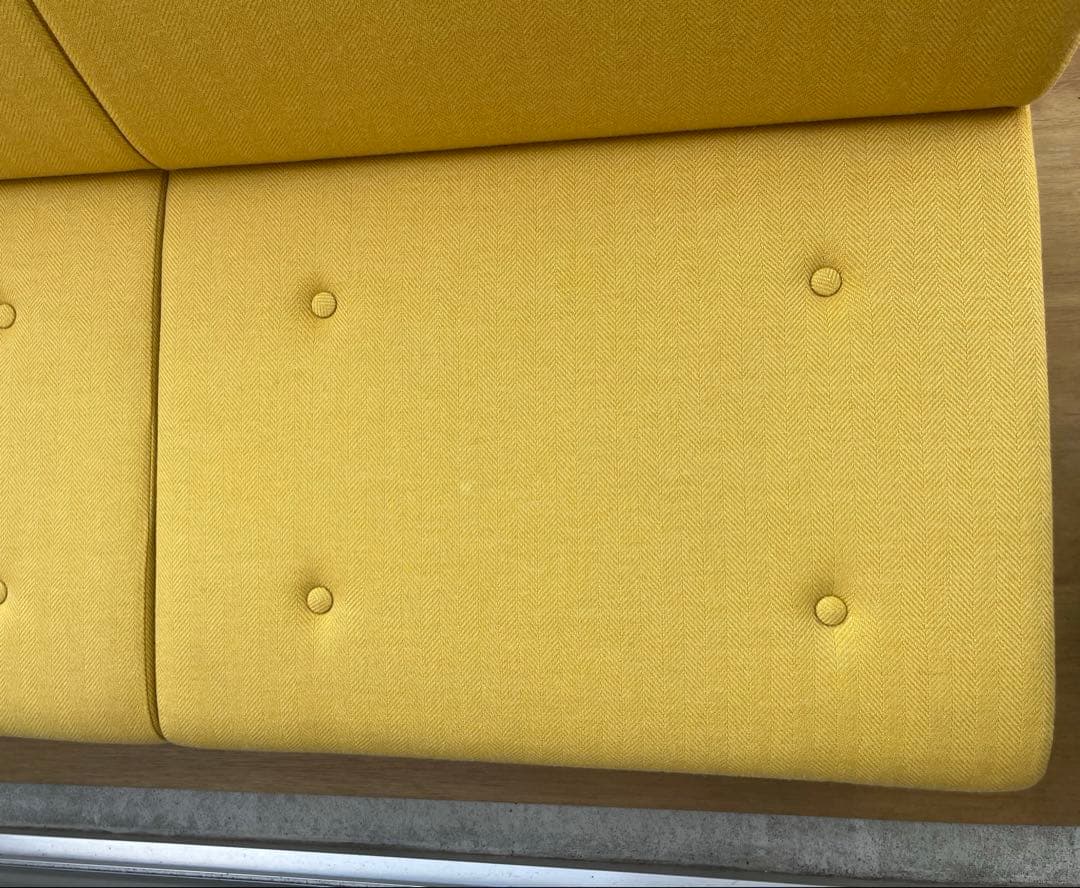 シンプルモダン　2Sソファ　ミッドセンチュリー　北欧スタイル　イエロー