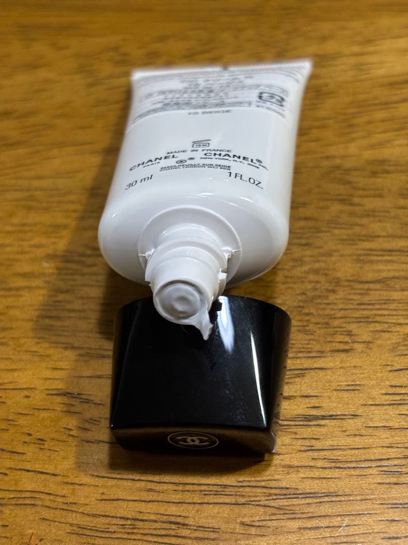 CHANEL CCクリーム N 10 ベージュ SPF 50 30ml