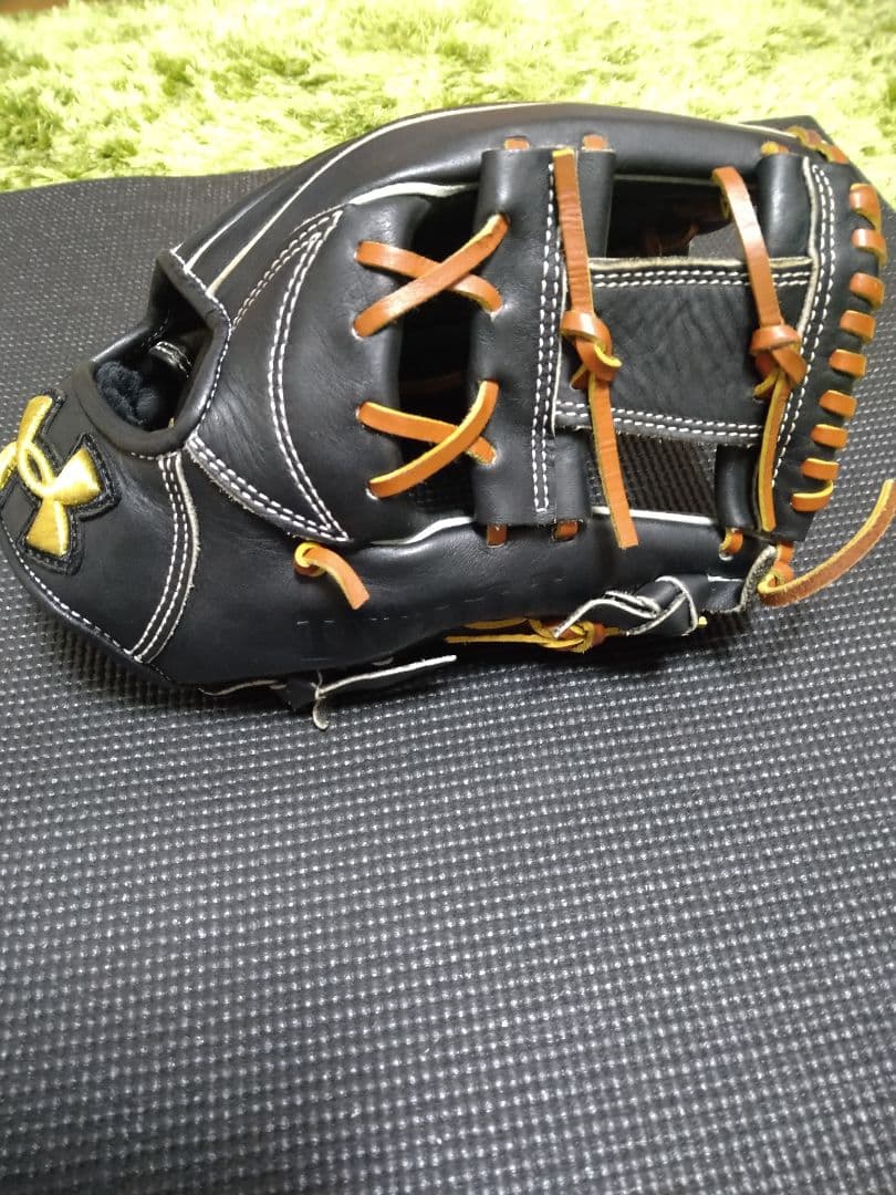 Under Armour 軟式グローブ 右投げ用