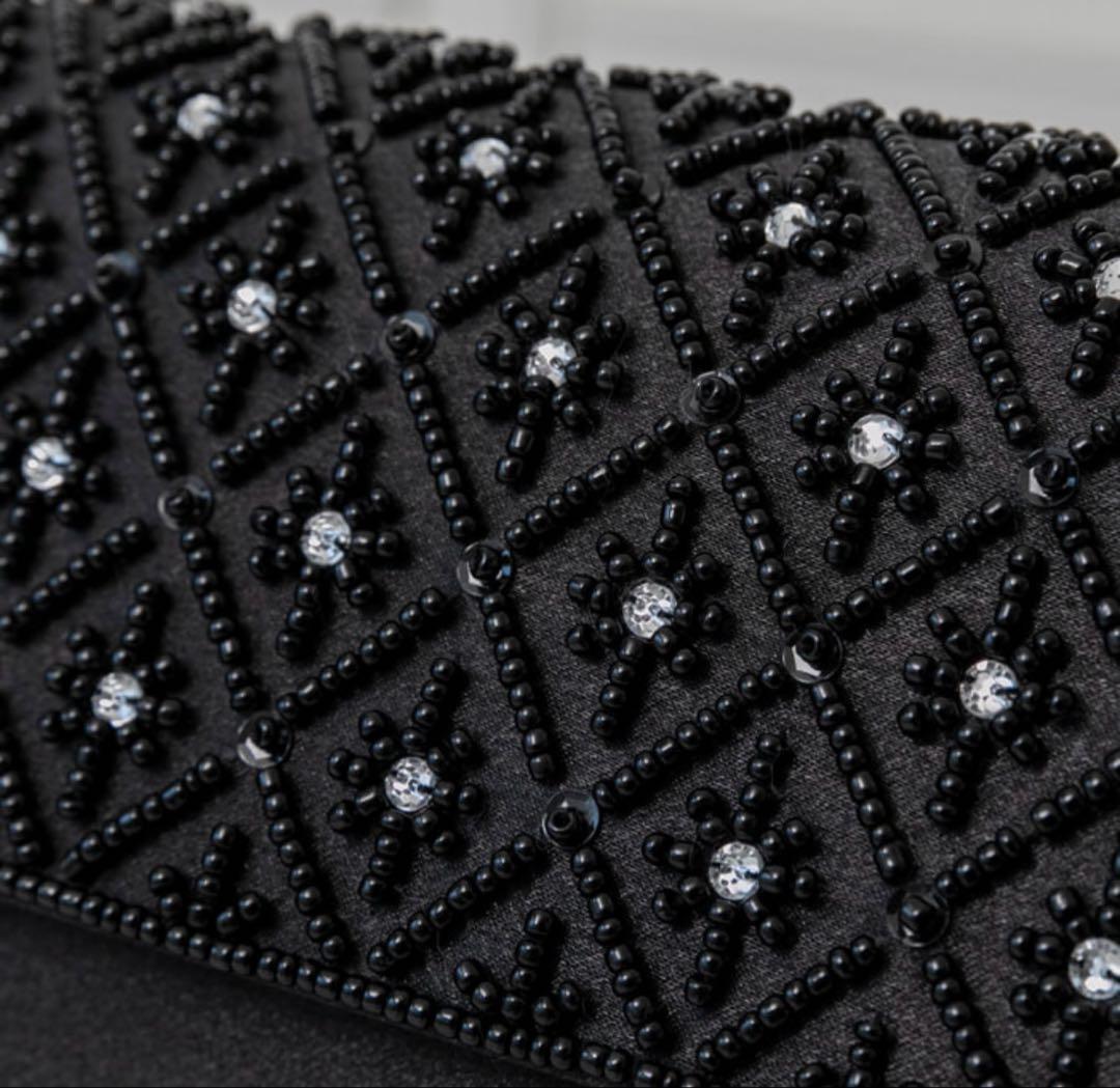 ビーズ刺繍のパーティーバッグ　ブラック