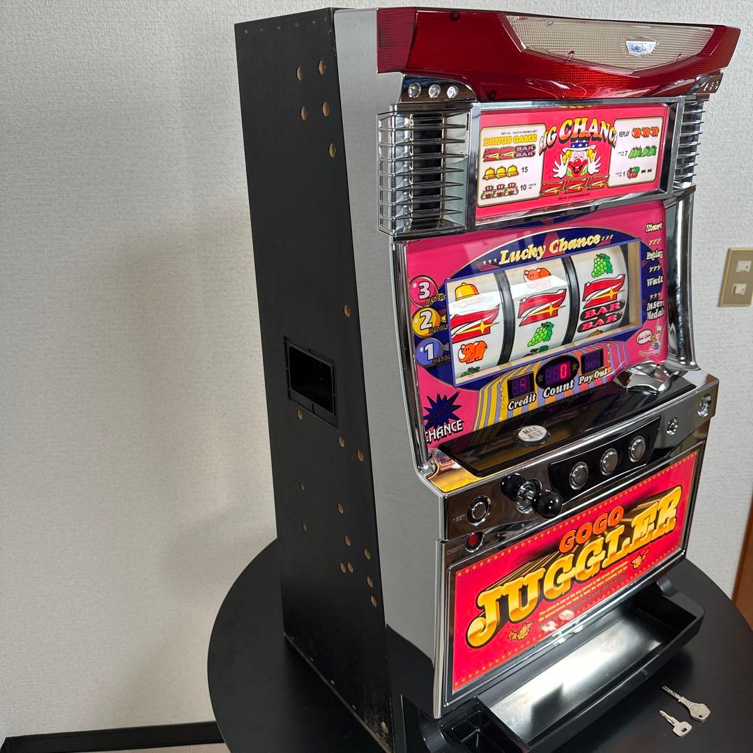 パチスロ実機 ゴーゴージャグラー 不要機 ドアキー/設定キー付属 i1※