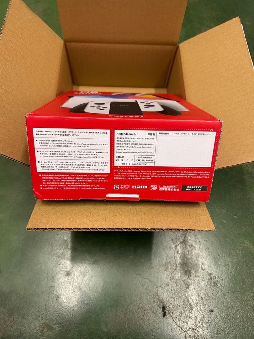 任天堂 Nintendo Switch 有機ELモデル