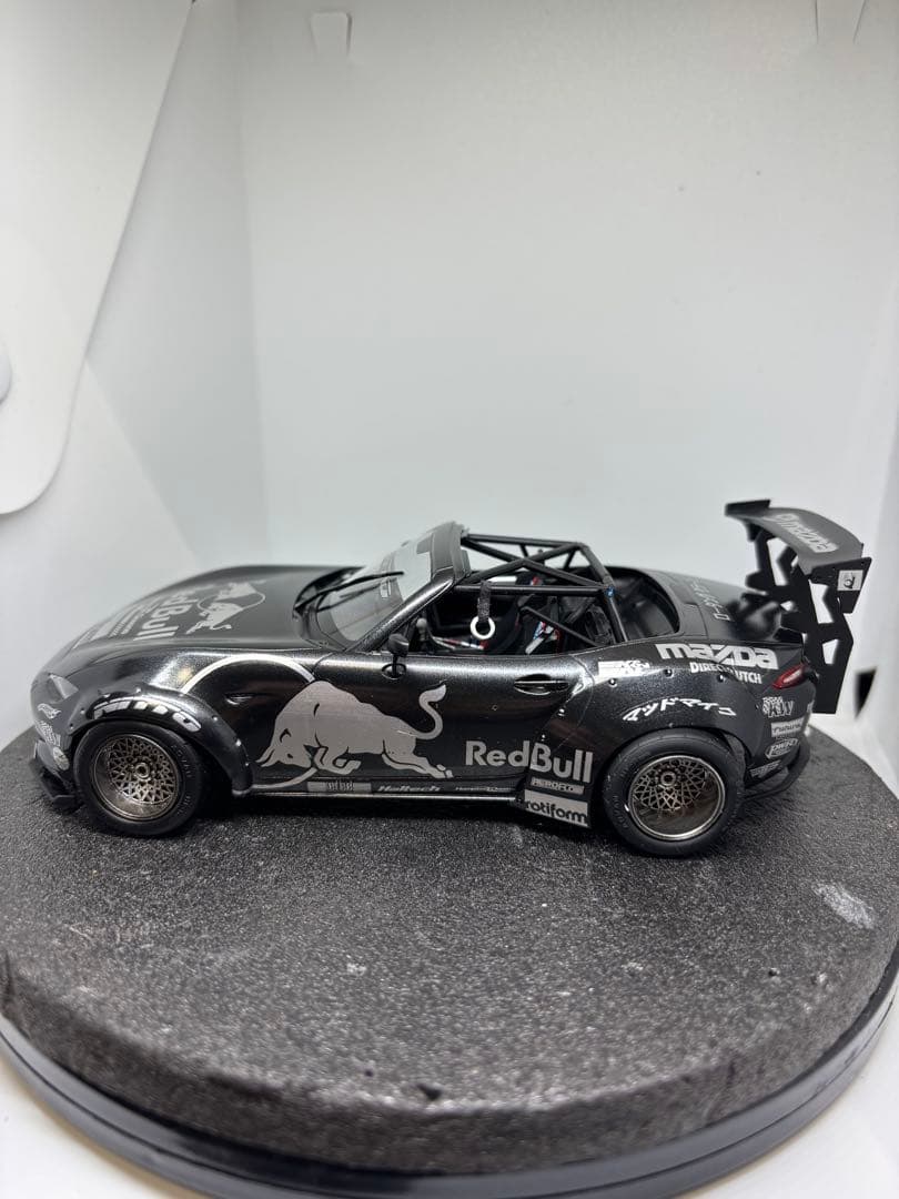 プラモデル完成品　タミヤ　マツダ　ロードスター　マッドマイク仕様　ドリフト