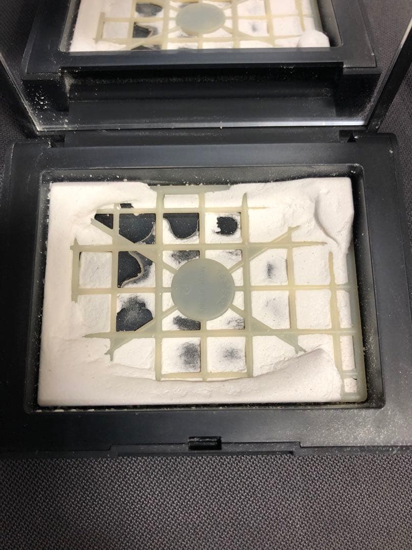 NARS ライトリフレクティングプリズマティックパウダー　02555