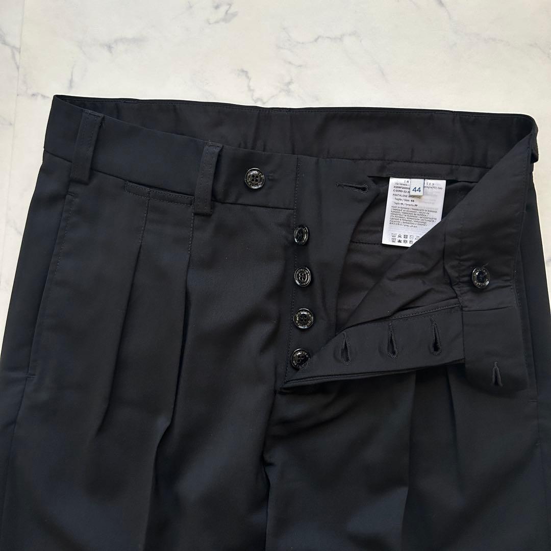 極美品 モンクレール パンツ 2022年モデル スラックス ワッペン 44