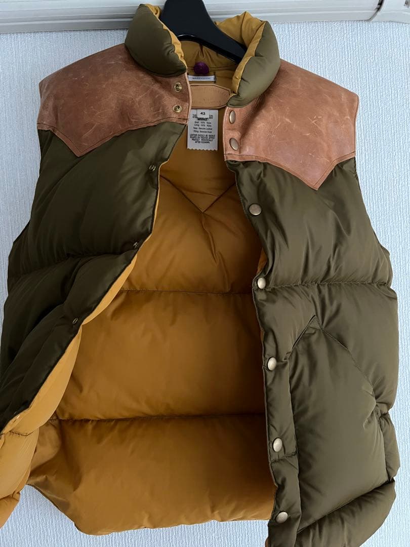 ロッキーマウンテンフェザーベッド ウエアハウス　ダウンベスト 42 アナトミカ