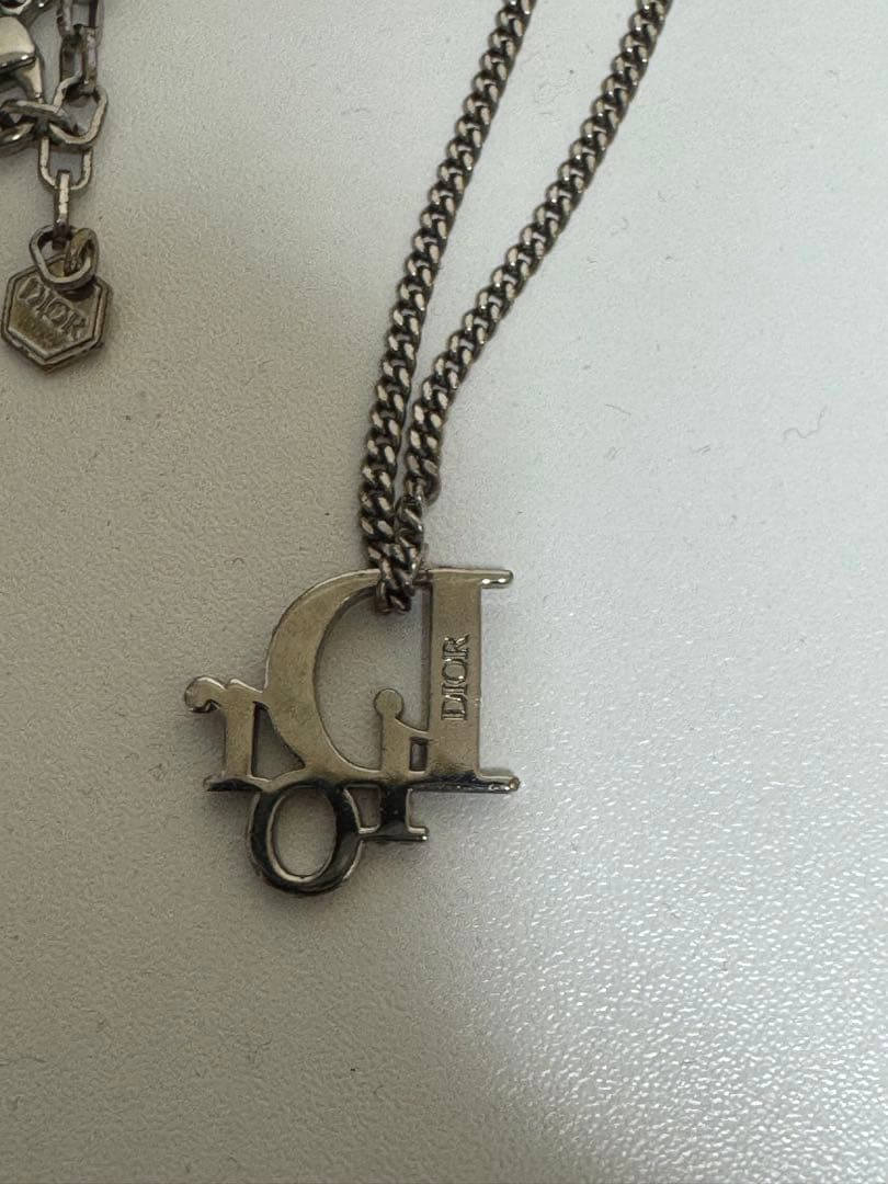 希少レア　Dior ロゴネックレス シルバー