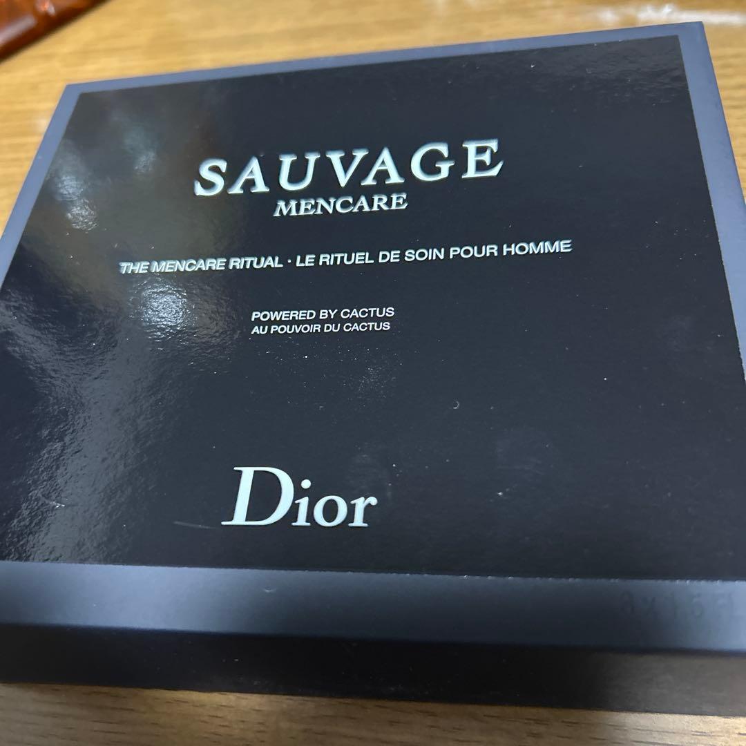 Dior SAUVAGE MENCARE スキンケアセット