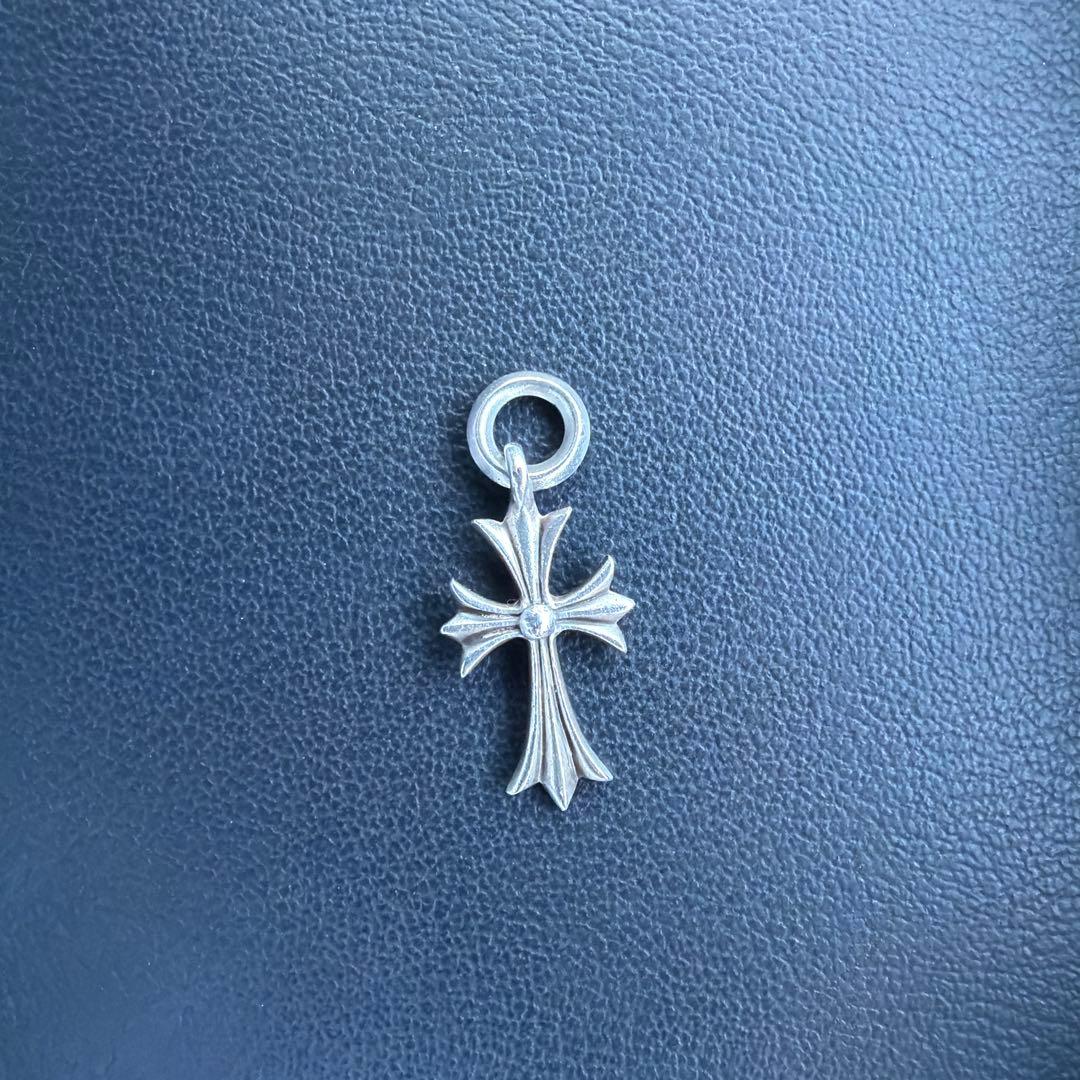 r*i様 最終値下げ‼️クロムハーツ　Chromhearts タイニーCHクロス