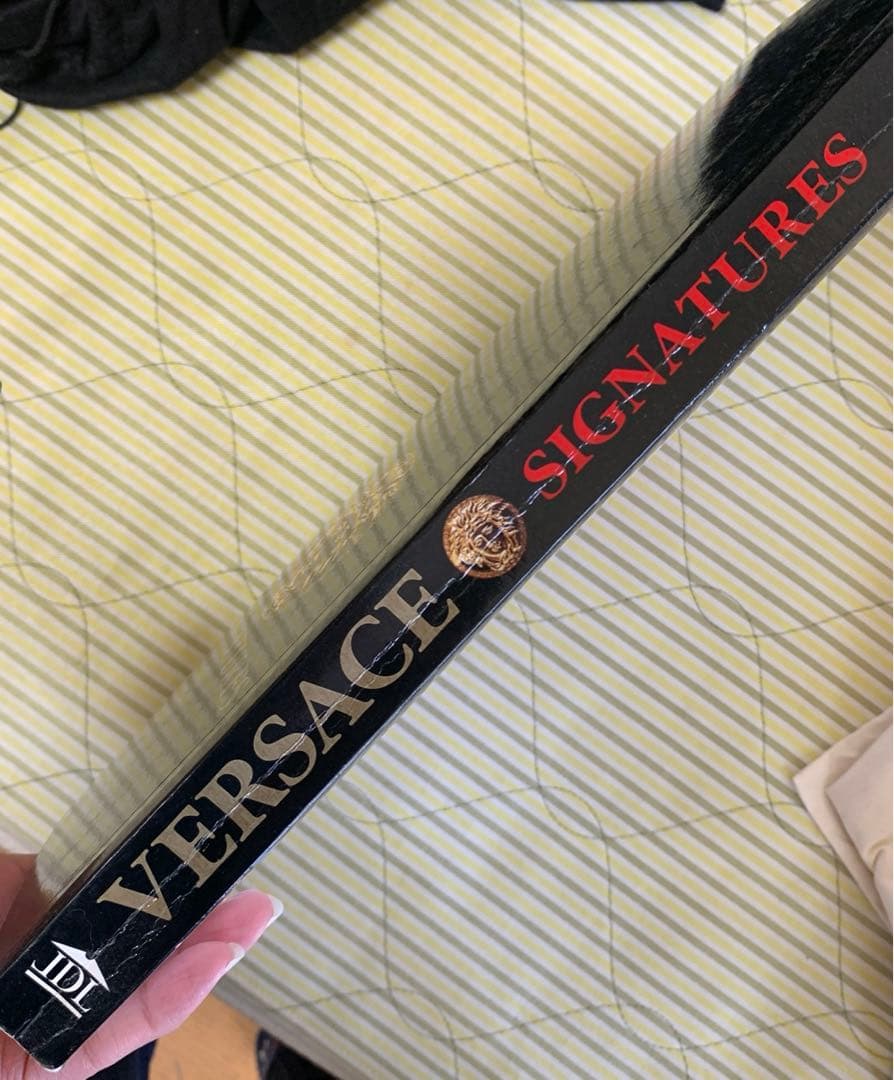 ヴェルサーチ　スタイル　本　スーパーモデル