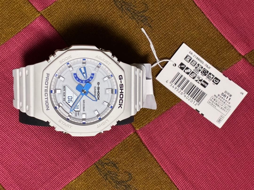 G-SHOCK GA-2100 ホワイトカシオーク未使用品