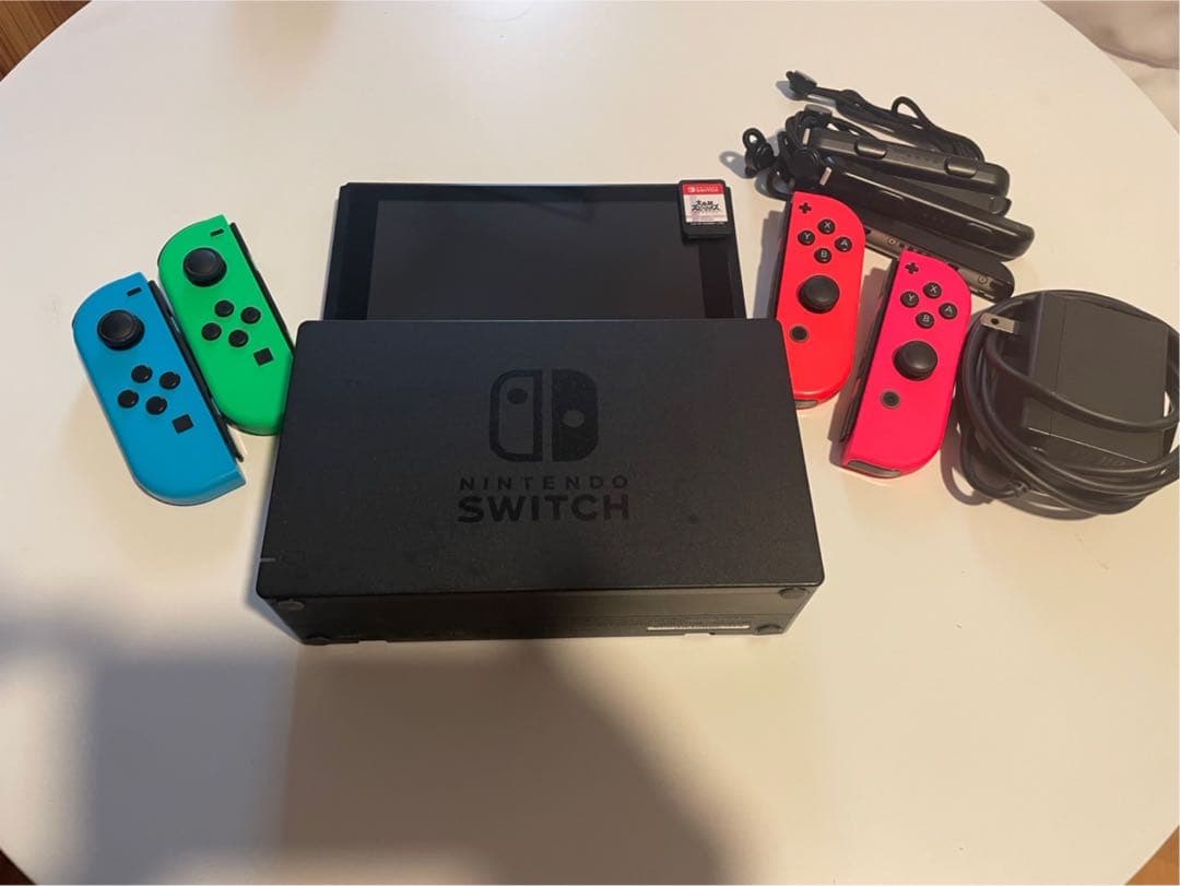 Nintendo Switch 本体 + Joy-Con 4個＋ソフト