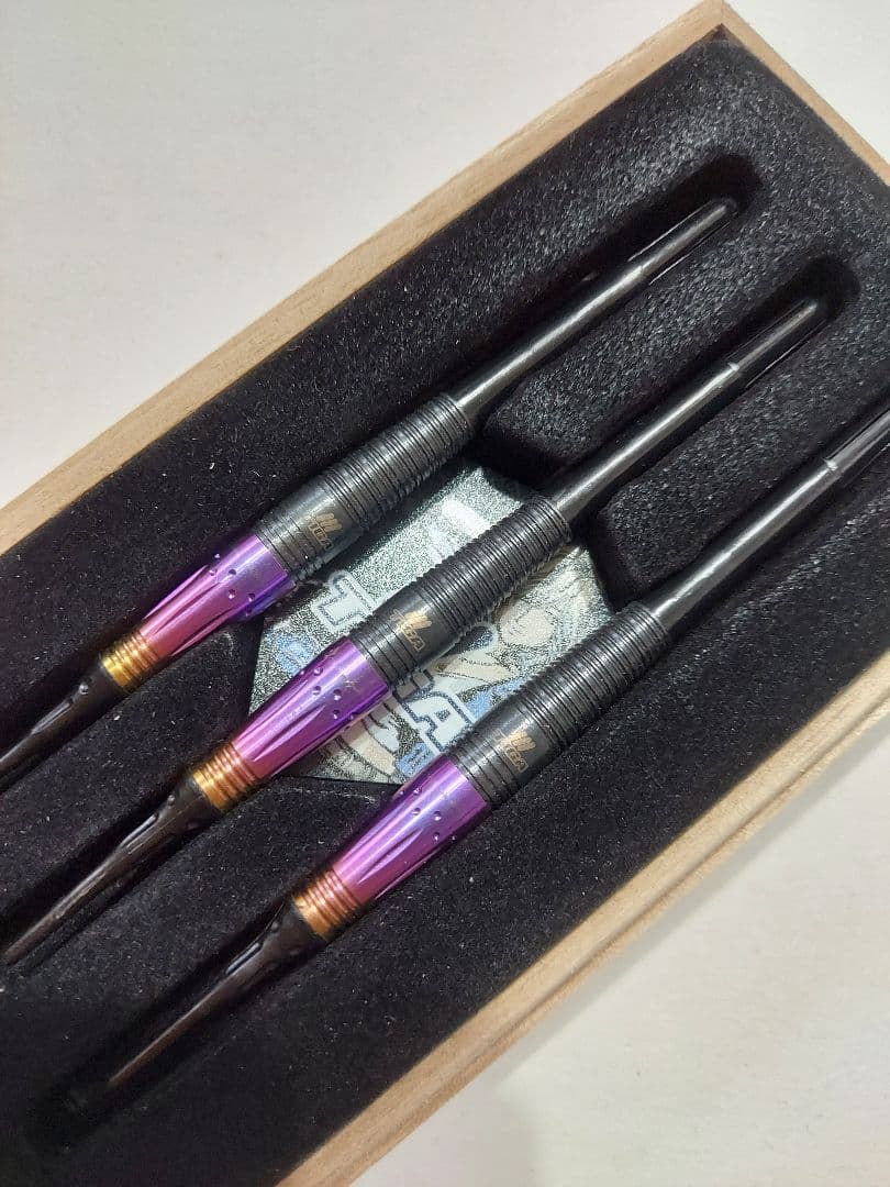 エンプレチュ シエスタ フュージョン エスダーツ限定 坂口優希恵モデル