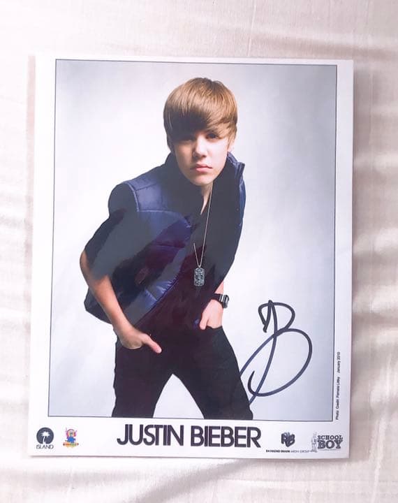 ジャスティンビーバー  直筆サイン 美品 未開封