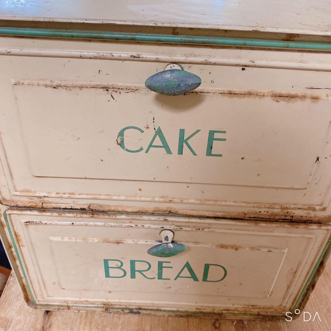 イギリスアンティーク ブレッド缶 ケーキ缶 2段 英字ロゴ入り アンティーク