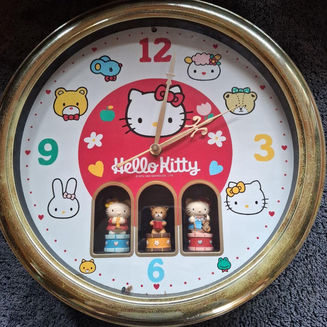 希少激レアHello Kitty キャラクター時計 動く人形付き