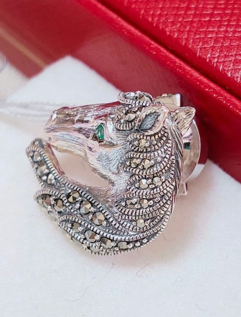 未使用品 碌山 馬 エメラルド シルバー ピンブローチ