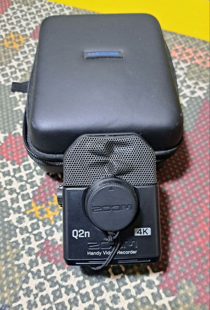 デジタルカメラ Q2N 4K