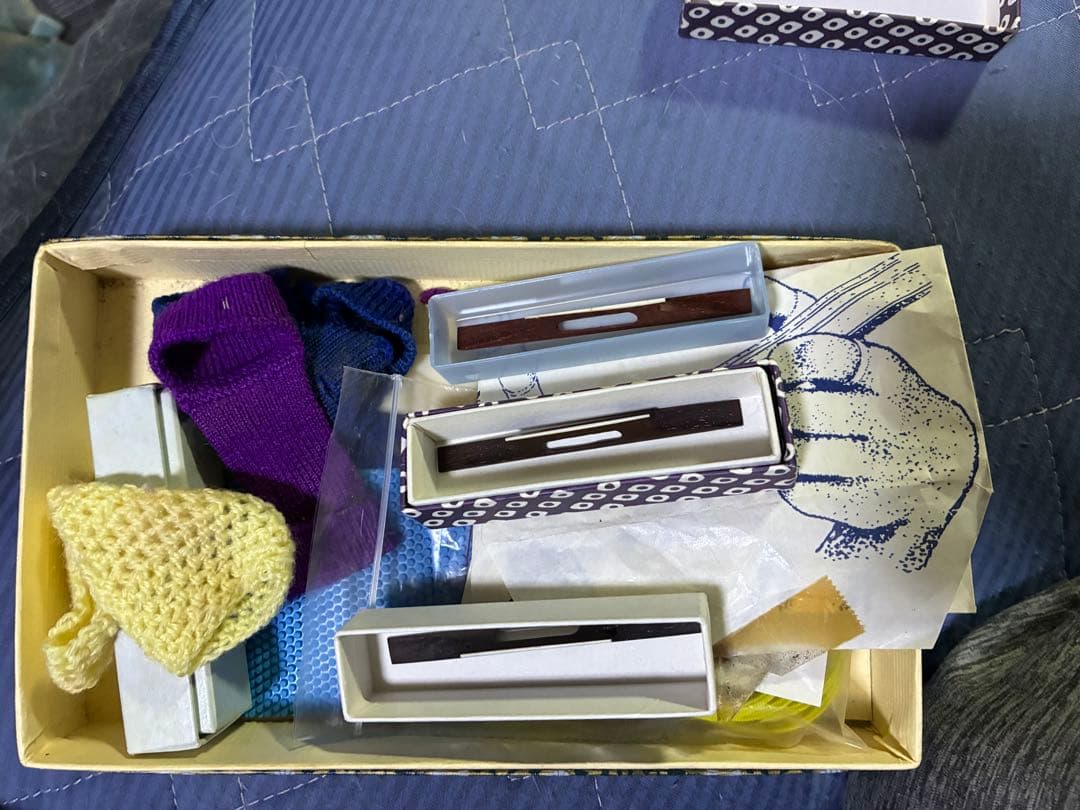 津軽三味線！沈みトチ入り紅木！