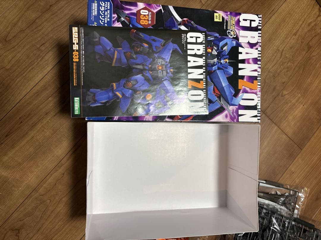 グランゾン SRG-S 038 プラモデル　コトブキヤ