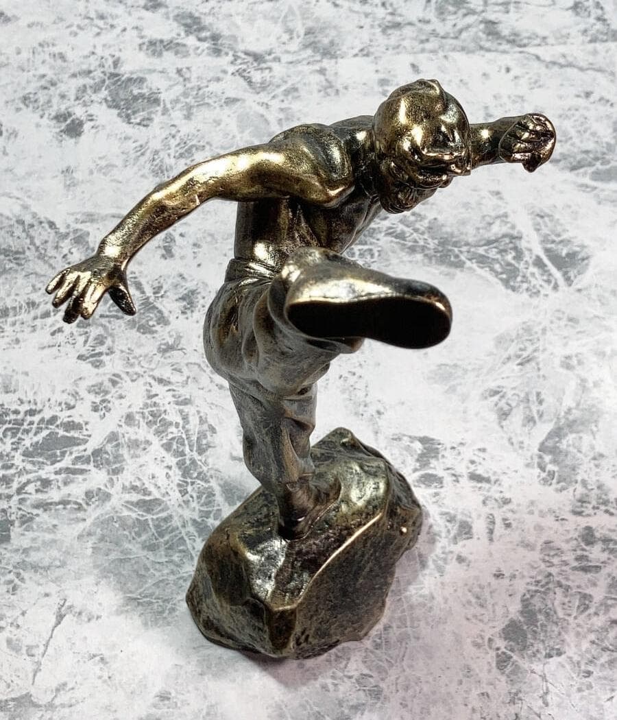 「ブルース・リー　銅像風 フィギュア　ブロンズ」jo-db